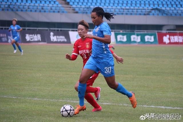 俄罗斯威胁外人撤离，乌克兰却猛击莫斯科